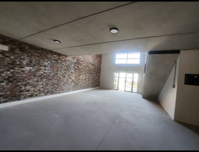 229M² WAREHOUSE TO LET IN ALLANDALE